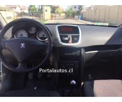 Excelente Peugeot 2017 premium