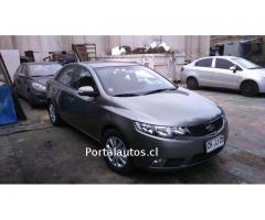 KIA CERATO C 2010-FULL