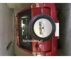 Vendo Suzuki Gran Vitara 2012 rojo 1.6 full