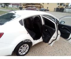 KIA RIO 4