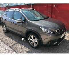 Peugeot 2008, Allure Pack, año 2017. Automatico, bencinero motor 1.2 turbo con 110HP.