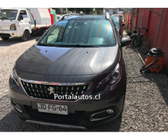 Peugeot 2008, Allure Pack, año 2017. Automatico, bencinero motor 1.2 turbo con 110HP.