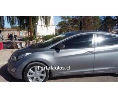 Vendo hyundai elantra año 2013