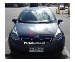 vendo Kia Rio 4 2014