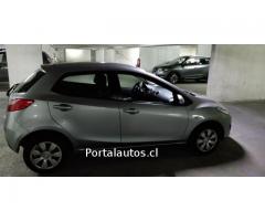 MAZDA 2 UNICA DUEAÑ