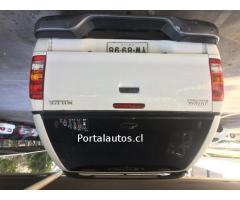 Camioneta Toyota Hilux 2007 4x2 D/C Cúpula Carryboy