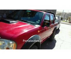 Camioneta nissan terrano 4x4