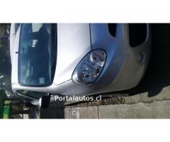 Nissan march impecable