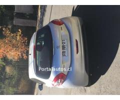 Peugeot 208 diésel, 2013 único dueño