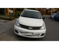 NISSAN TIIDA