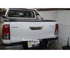 Camioneta toyota Hilux 2018,excelente estado.