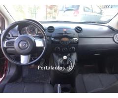 Vende auto mazda 2 Sport en excelente estado.