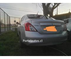 Nissan versa 2014