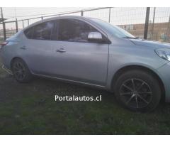 Nissan versa 2014