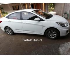 VENDO AUTO HYUNDAI ACCENT 2013