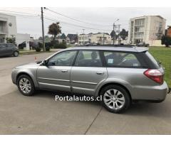 Vendo Subaru Outback 3.0 full año 2007