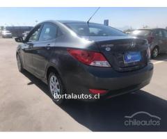 Hyundai Accent 2012 Full Automático