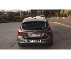 FORD FOCUS 2012  SE 2.0 / 102.000 km / Unico dueño