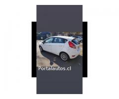 Ford Fiesta Titanium 2014