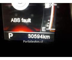Se vende Suv con prenda
