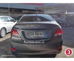 HYUNDAI ACCENT 2015 FULL CRÉDITO