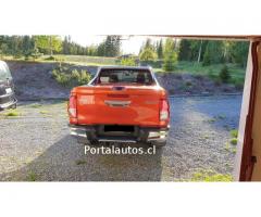 Toyota HiLux, 4X4,año 2018, Automático, Diesel, 19.301 km