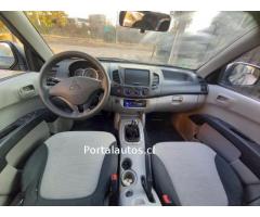 Mitsubishi l200 2013 Diésel 4x2 Mecanica AC