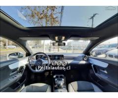 MERCEDES BENZ A250 AMG LINE 2019